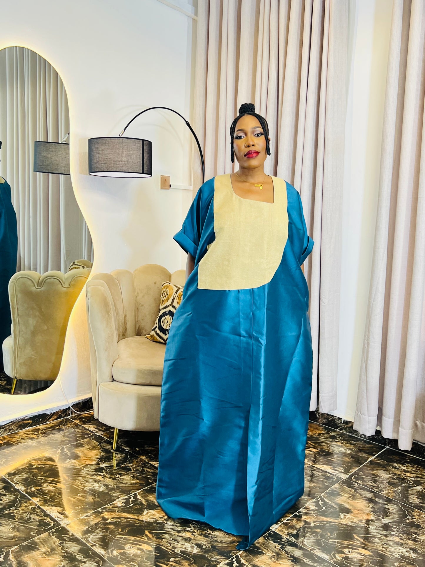 African woman wearing a structured Mikado boubou dress – one-size kaftan